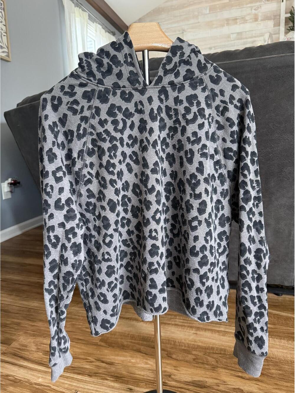 Lucky Brand Animal Print Pullover Hoodie Women’s Size Small